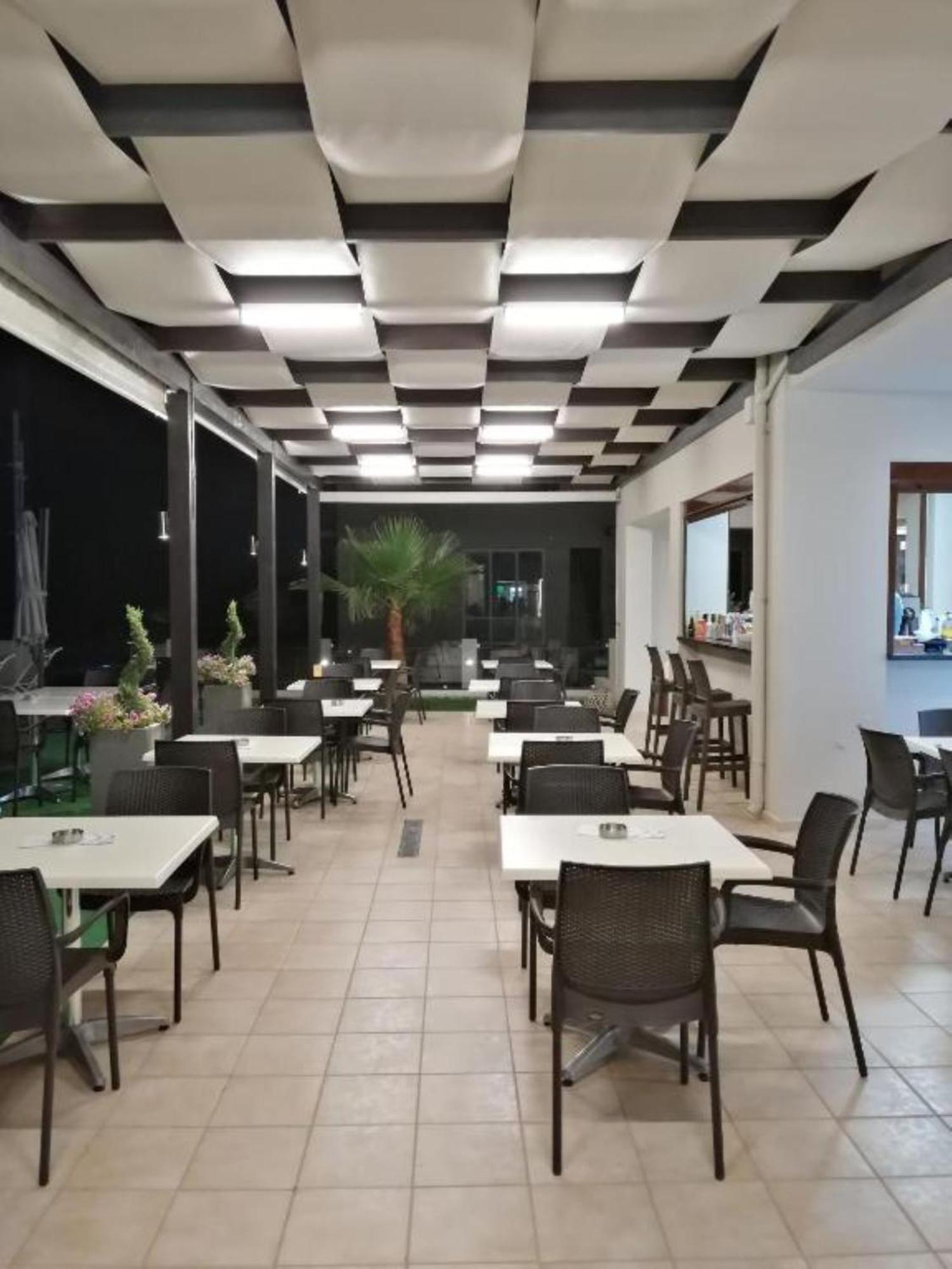 Carisa Suites And Apartments Maleme Exteriör bild