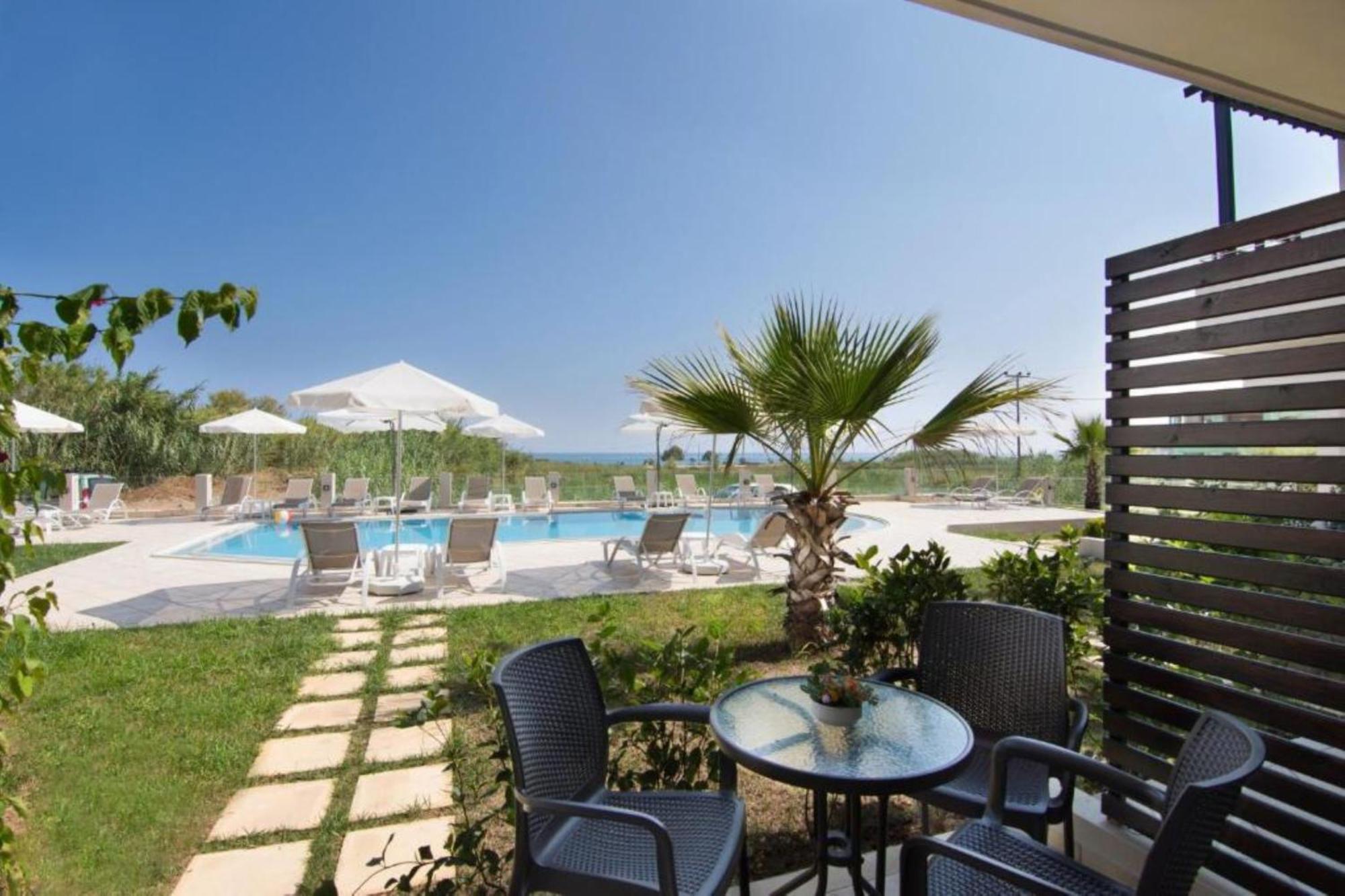 Carisa Suites And Apartments Maleme Exteriör bild
